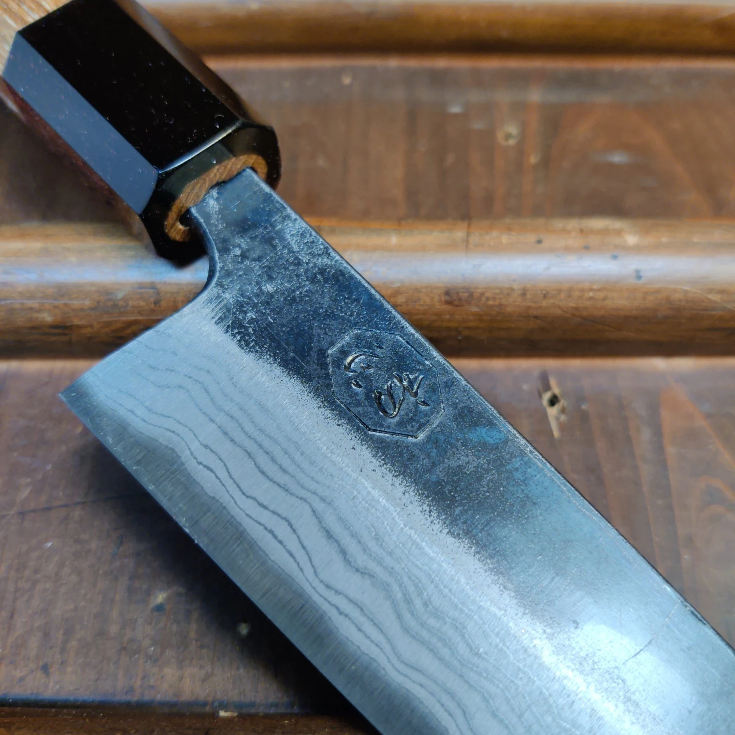 Kumokage 150mm Honesuki Aogami 2 Kurouchi Carbon Damascus Teak Horn - Image 2