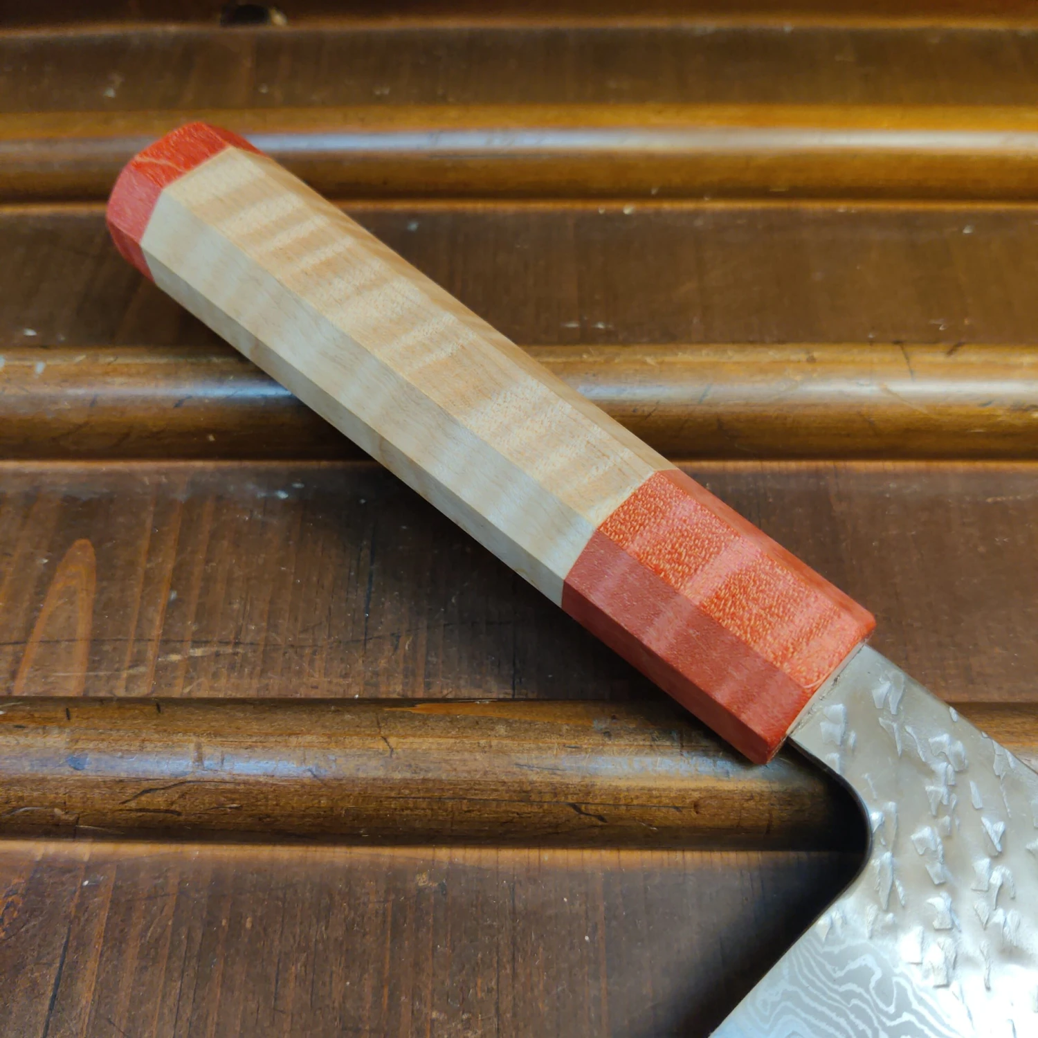 Nigara Hamono 240mm Gyuto VG10 Suminagashi Tsuchime Maple - Image 3