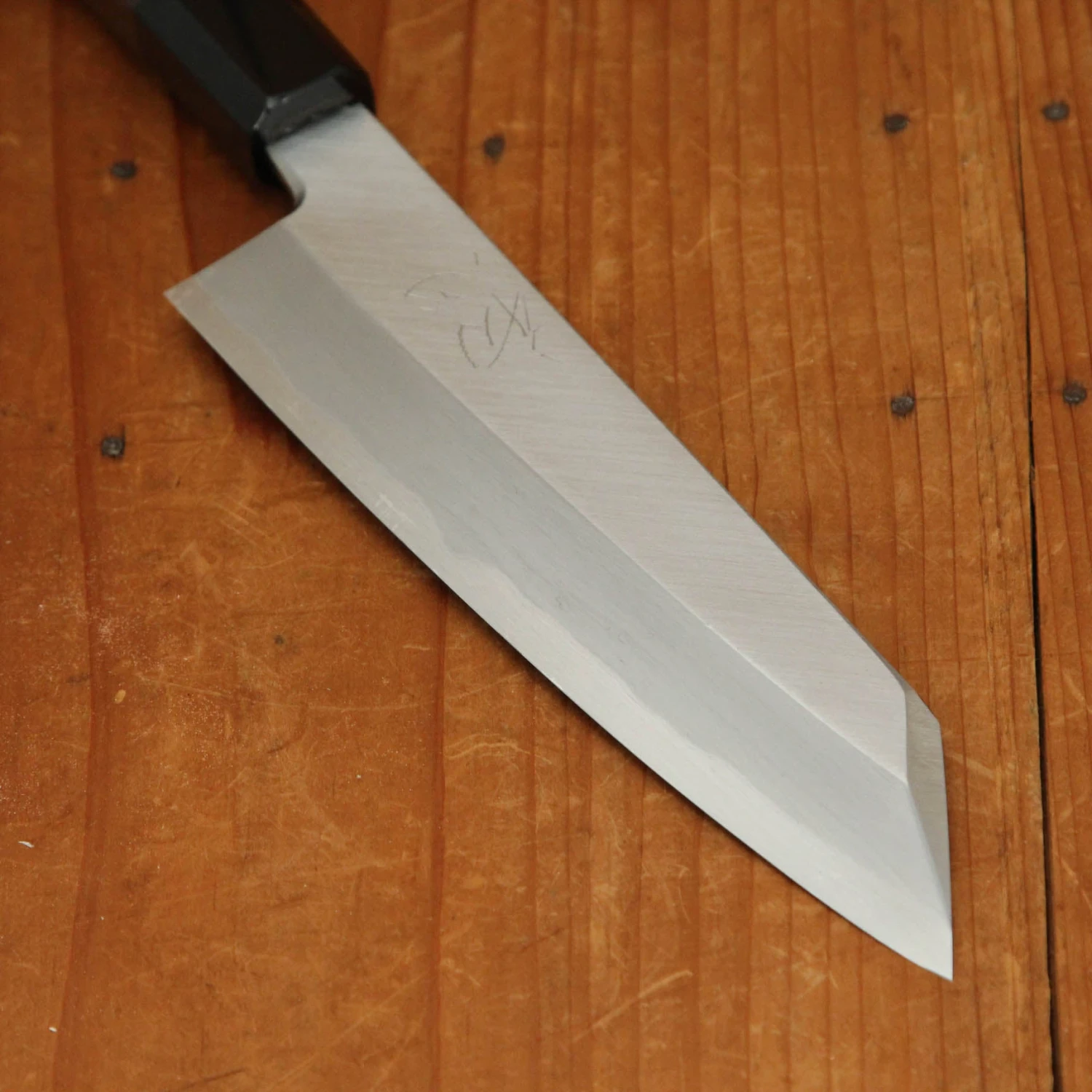 Hatsukokoro Shirasagi 180mm Kiritsuke Gyuto Single Bevel Shirogami 2 Angled Wenge - Image 3
