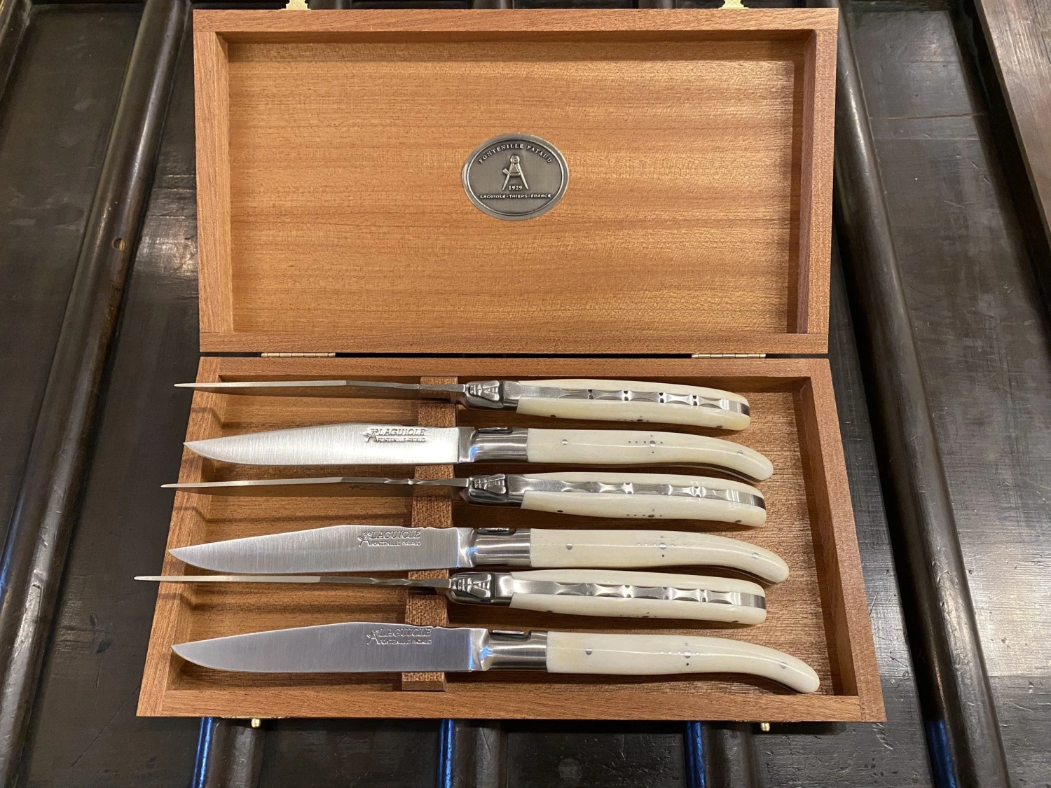 Fontenille Pataud Laguiole Steak Knife Set Of 6 Cow Bone - Image 2