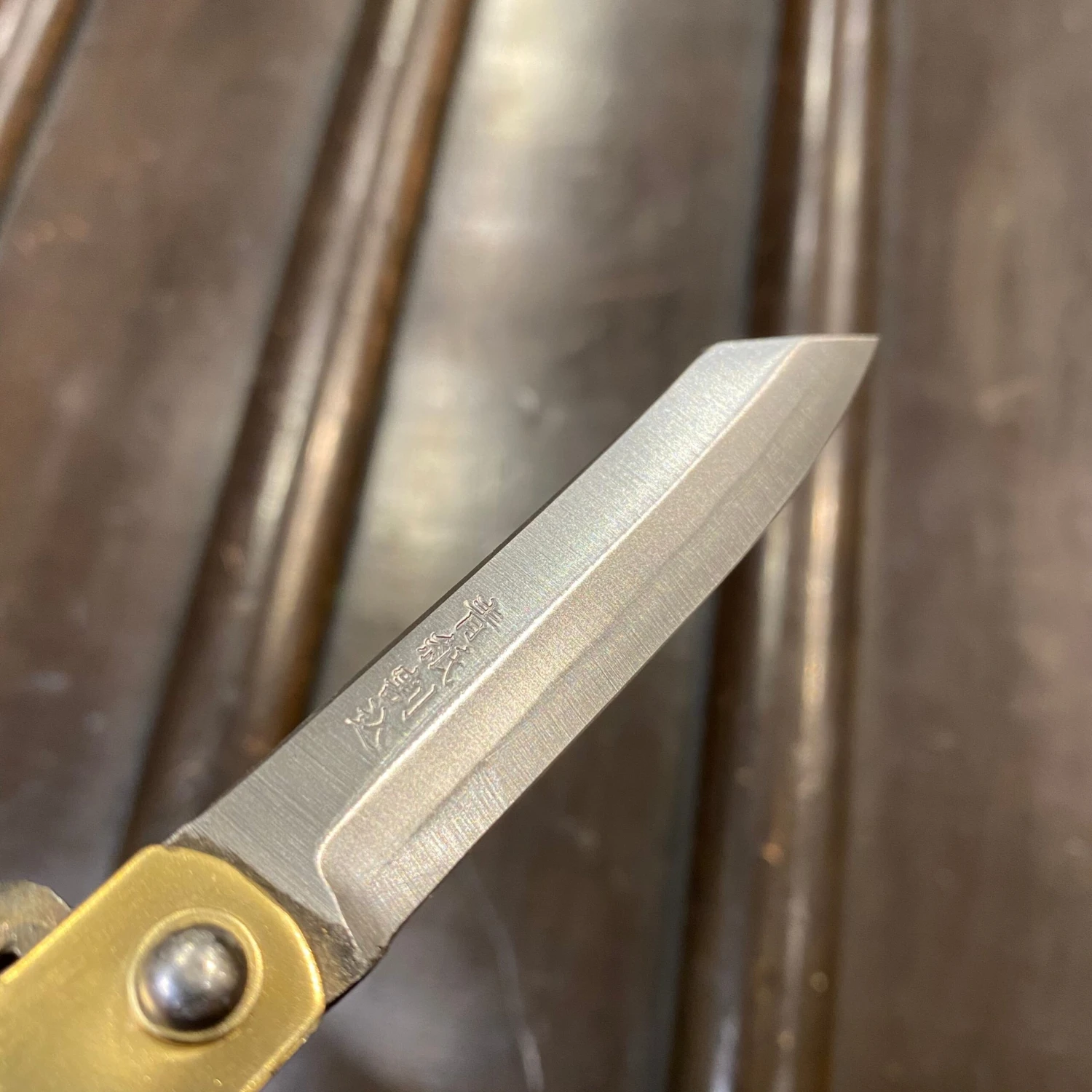Higonokami 9cm Aogami 2 Steel Folding Knife Medium Brass Handle - Image 6