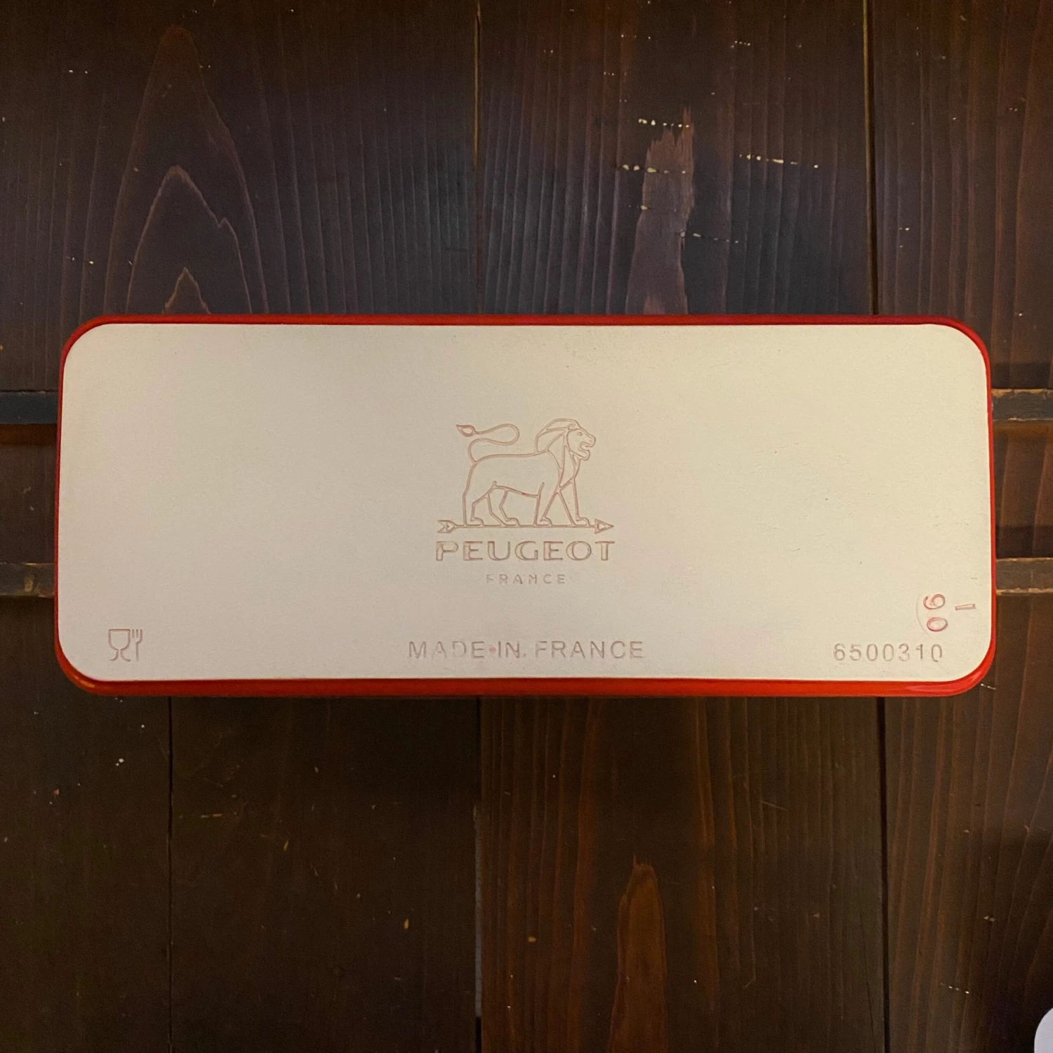 Peugeot Appolia Loaf Red Pan - Image 4