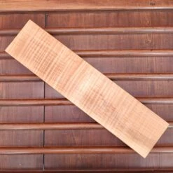 Knife En Place Heritage Select Large Curly Maple Magnetic Knife Holder