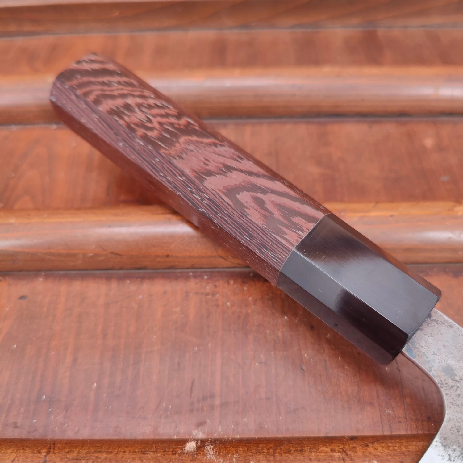 Hatsukokoro Inazuma 180mm Bunka Aogami Super Damascus Kurouchi Tsuchime Wenge Handle - Image 3