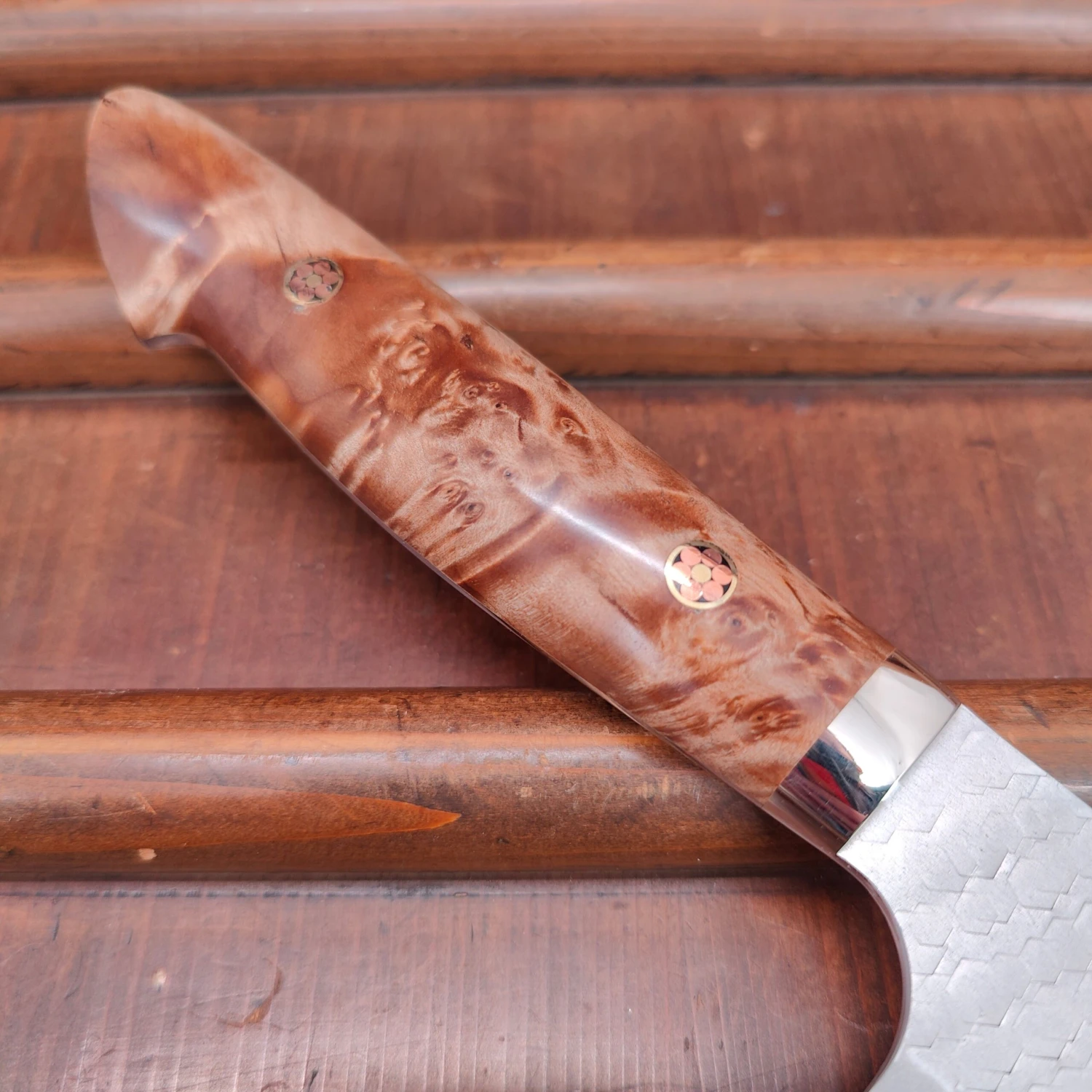 Nigara Hamono 180mm Santoku SG2 Migaki Tsuchime Stabilized Maple Burl Western Handle - Image 3