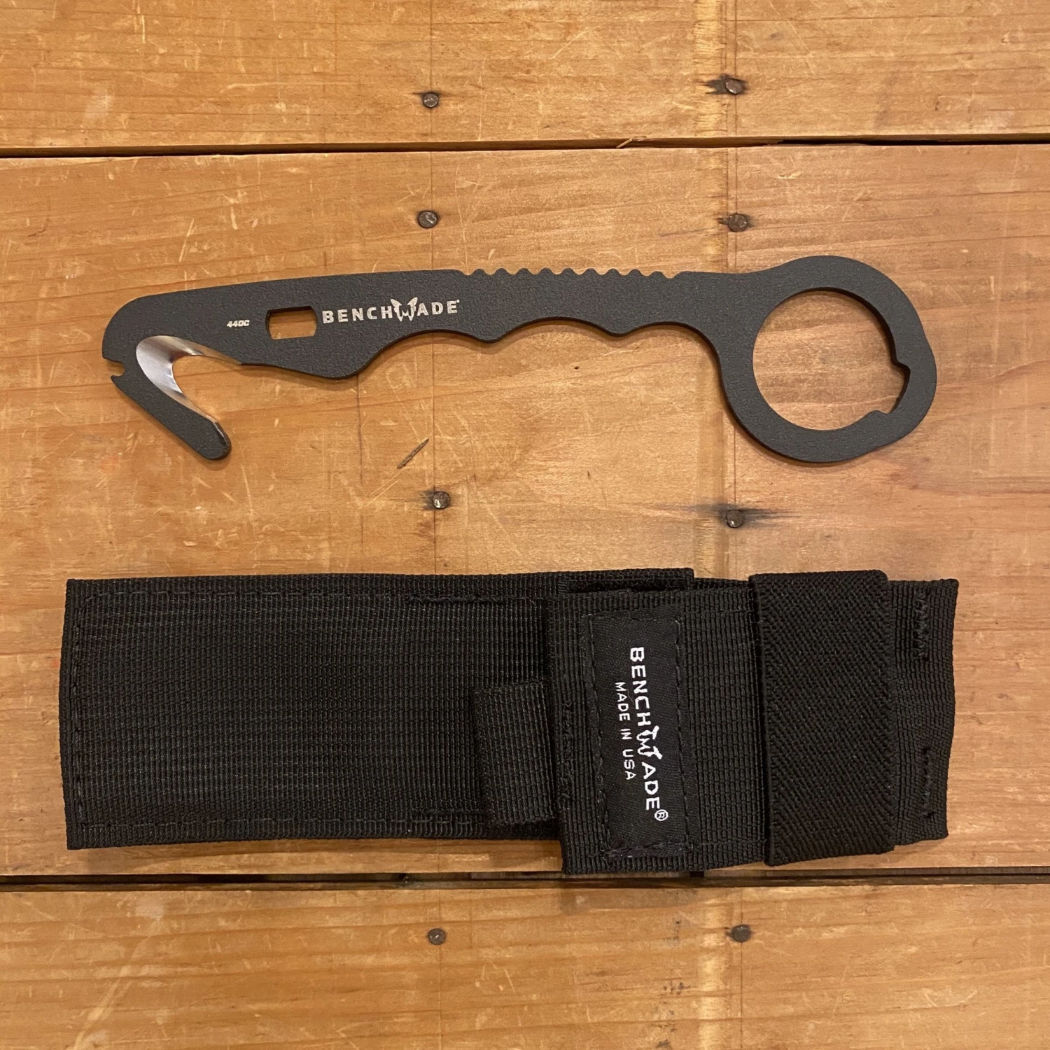 Benchmade 8 BLKWMED Rescue Hook With O2 Wrench - Image 2