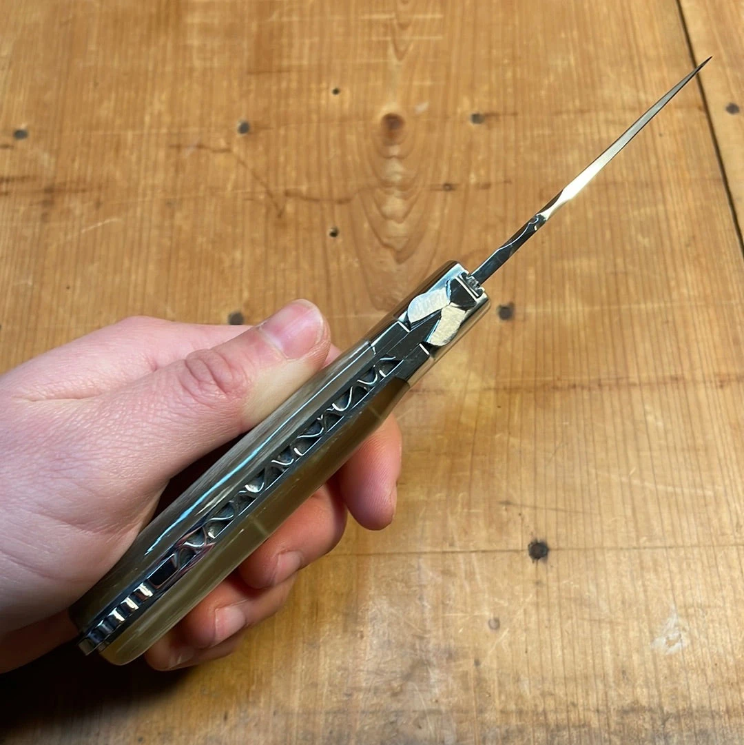 Fontenille Pataud Laguiole Gentleman 10.5cm Pocket Knife Horn Lockback - Image 3