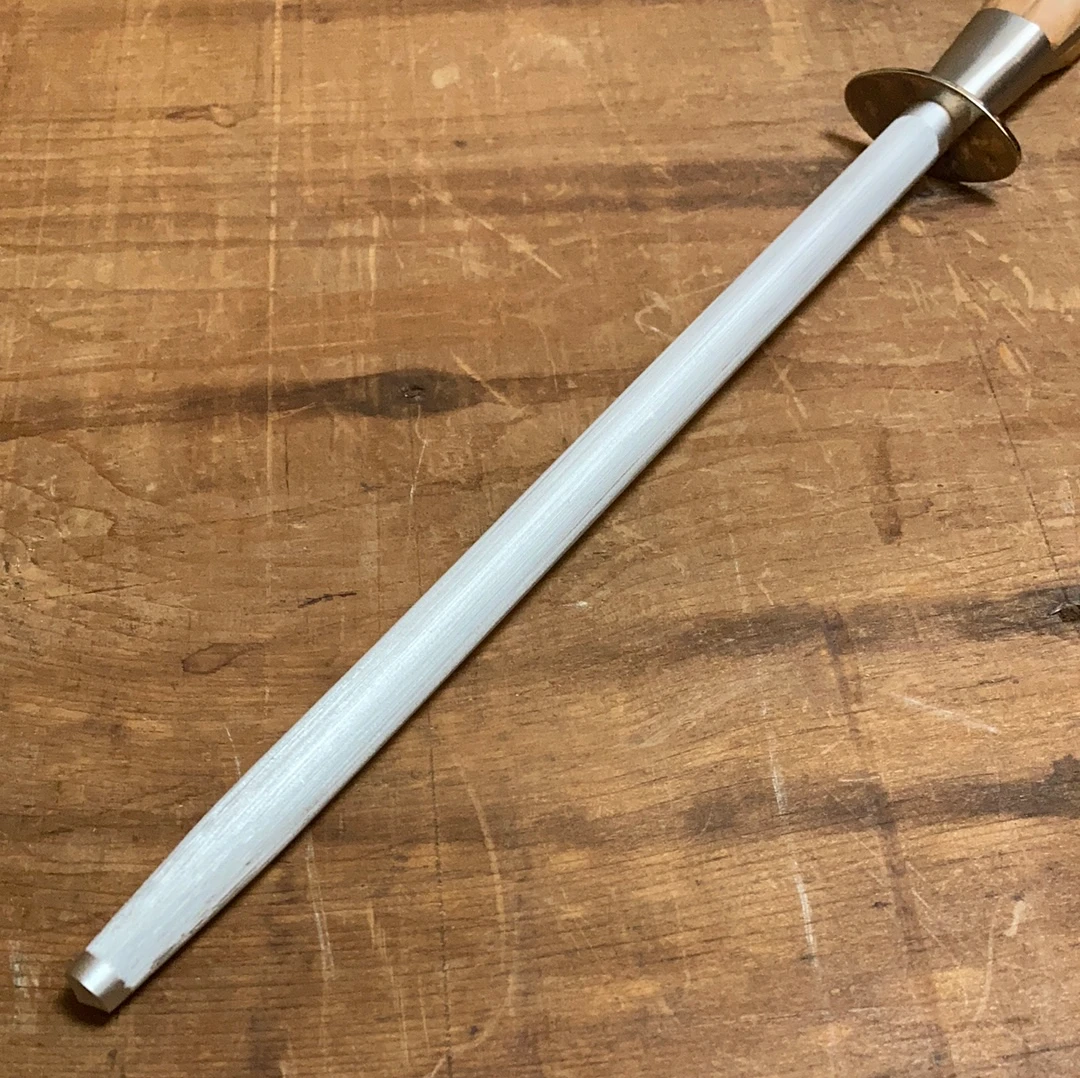 K Sabatier Authentique 8" Honing/Sharpening Steel Olive Handle - Image 3