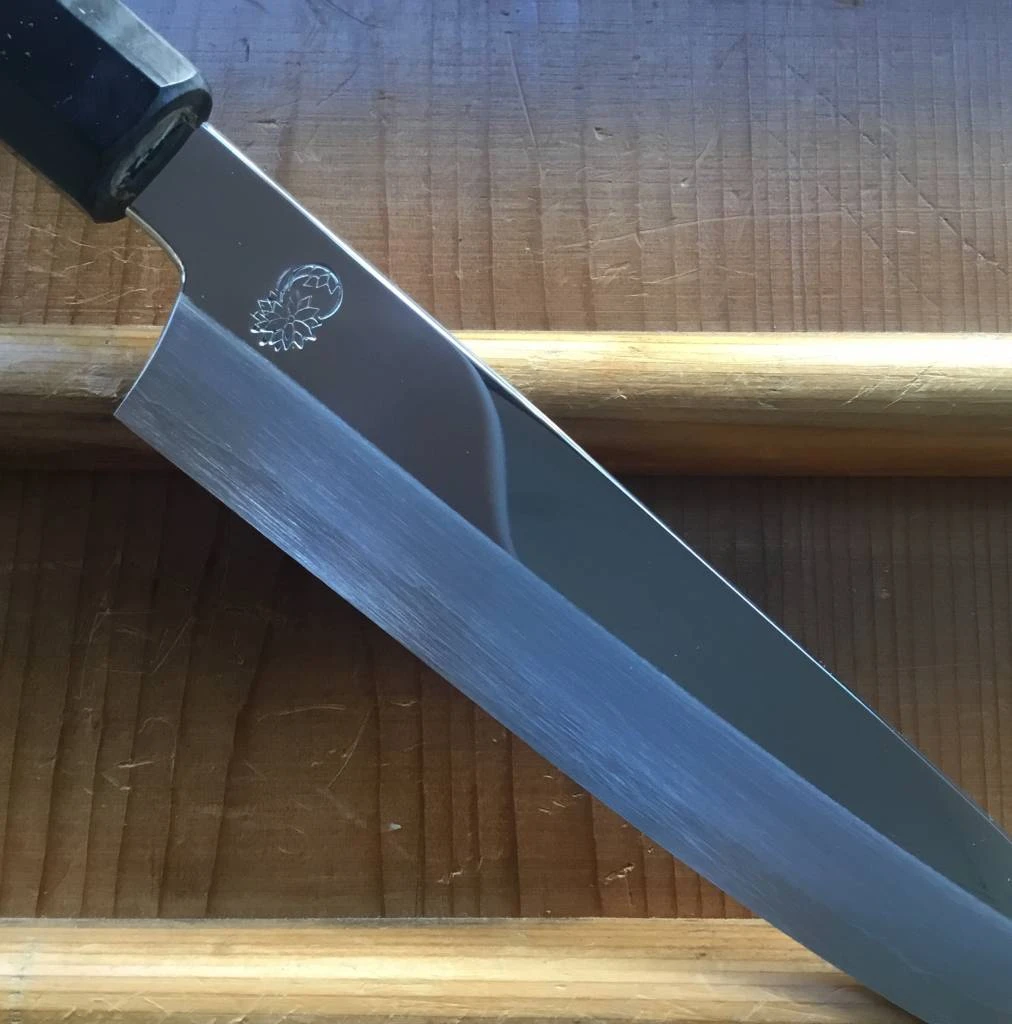 Sakai Kikumori Choyo 135mm Kiritsuke Petty Ginsanko With Saya - Image 2